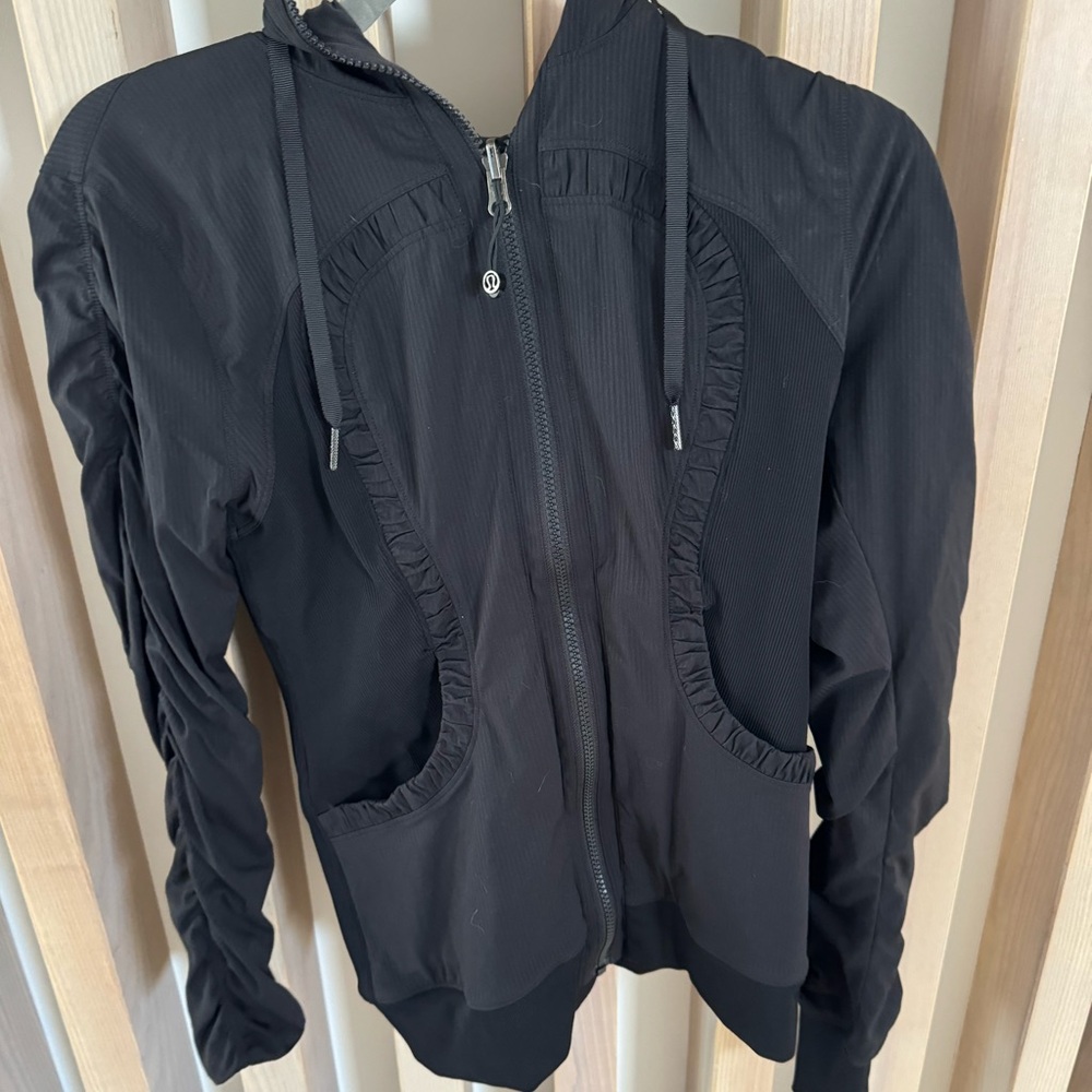 Lululemon Dance Studio Jacket Size 6